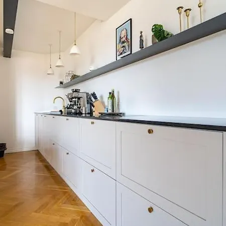Central Penthouse With Panoramic Private Terrace *