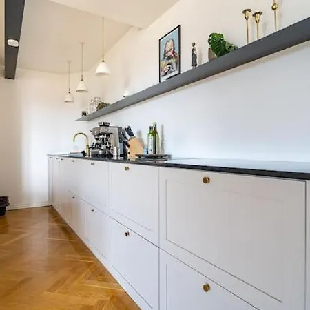 Central Penthouse With Panoramic Private Terrace *