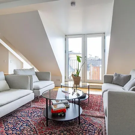 Central Penthouse With Panoramic Private Terrace *